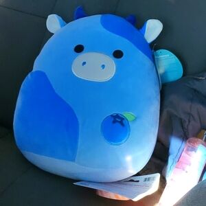 Squishmalllw cow